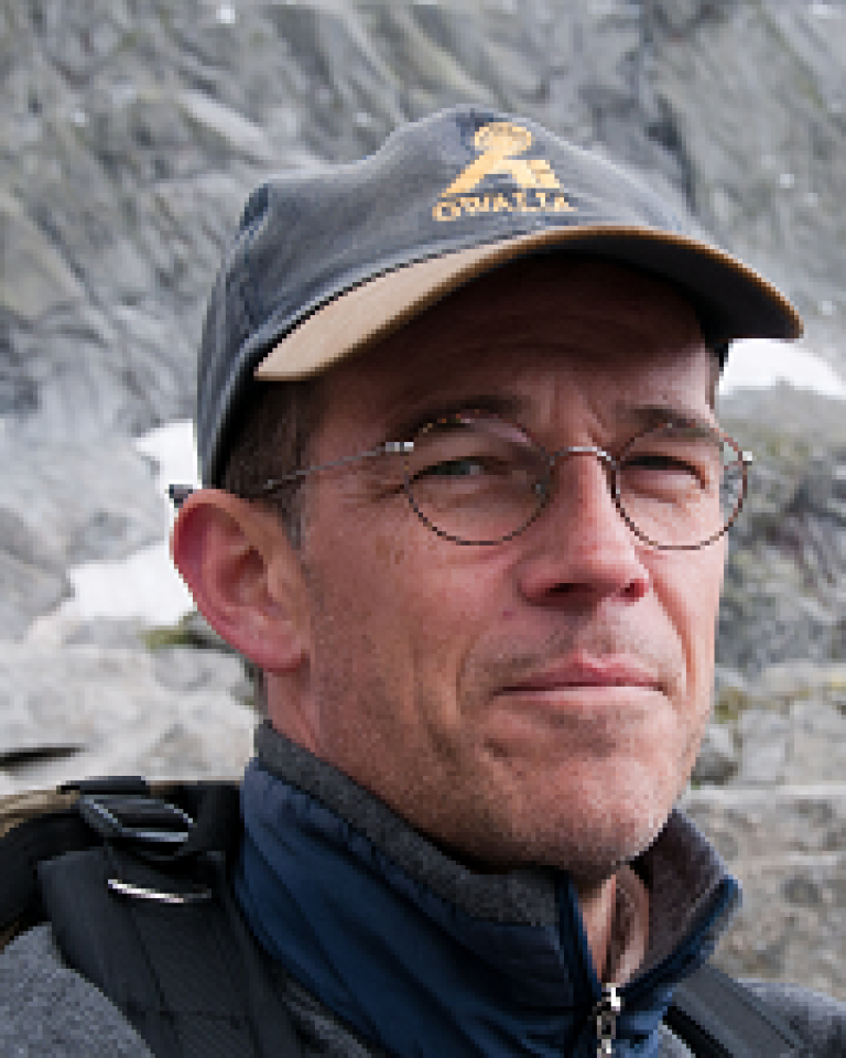 Headshot of Andreas Möller